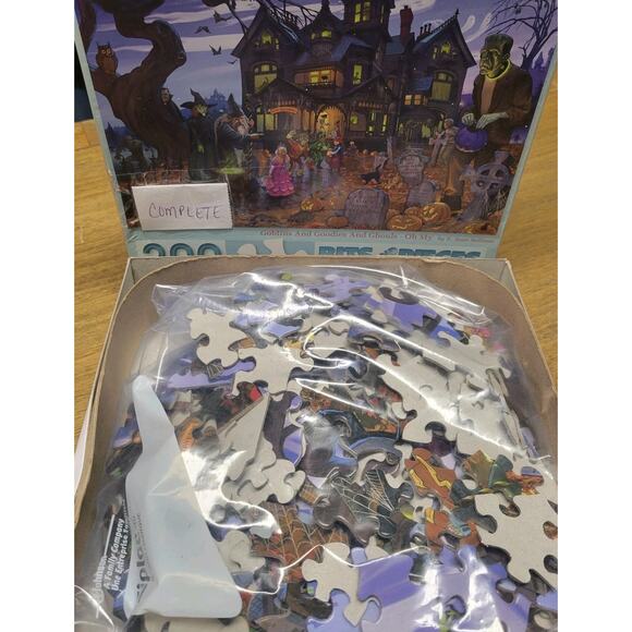 Bits And Pieces Goblins & Goodies & Ghouls Oh My Large Format 300 Pieces Puzzle - Picture 16 of 16